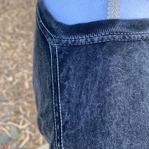 Crop Top - Heart Breakers - Picture 8 of 13